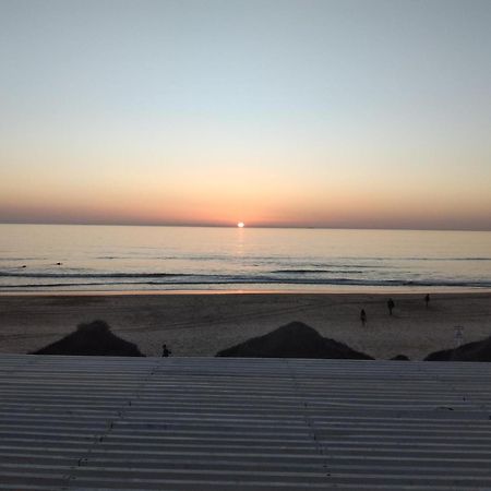 The View - Sea, Surf And Lisbon Lejlighed Costa de Caparica Eksteriør billede